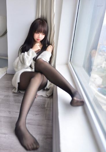 女保险销售员5