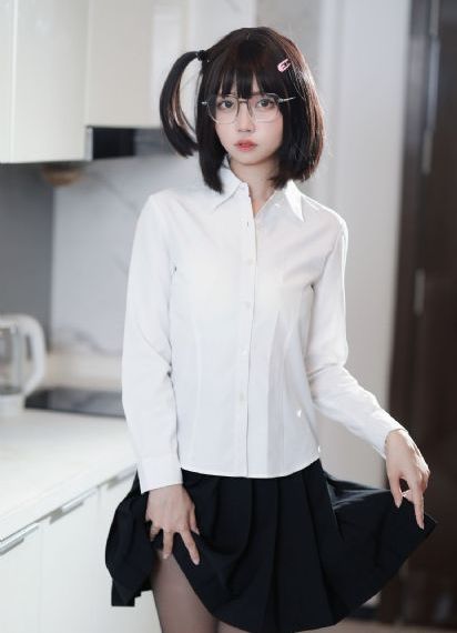 巨大乳尖奶怀孕动漫