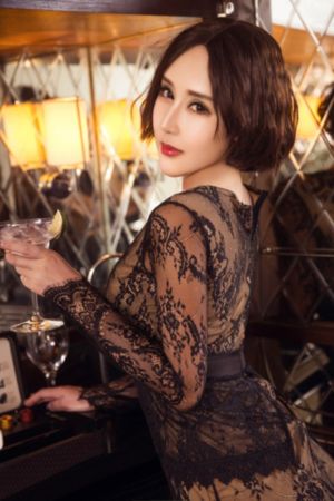 美丽姑娘电影高清免费播放