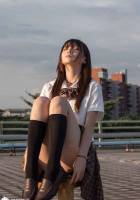 僵尸艳潭