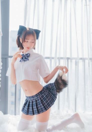 把她抵在洗手台挺进撞击视频