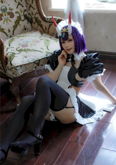 迷人的保姆hd