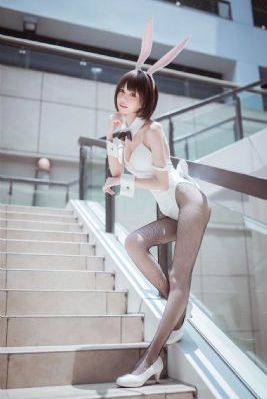年轻的护士韩国